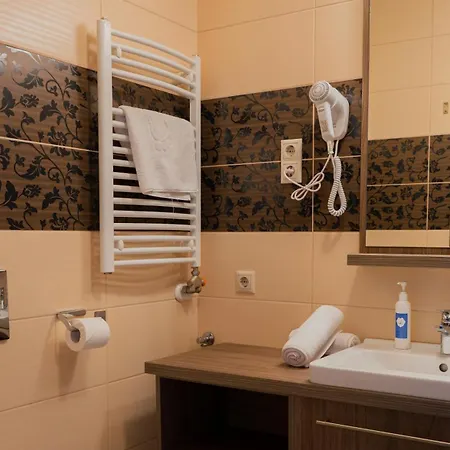 Zafir Apartman Sarvar