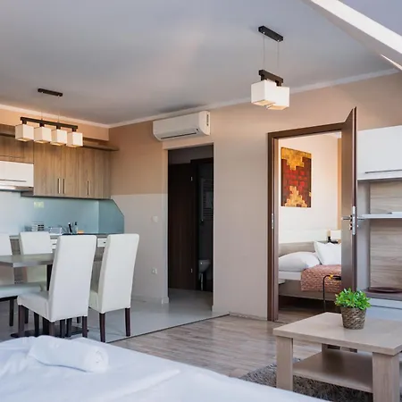 Zafir Apartman Sarvar *