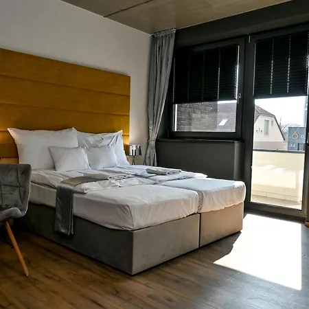 Zafir Apartman Sarvar Sarvar