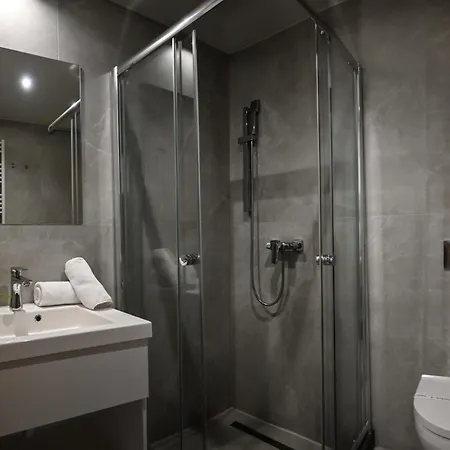 Zafir Apartman Sarvar * Sarvar