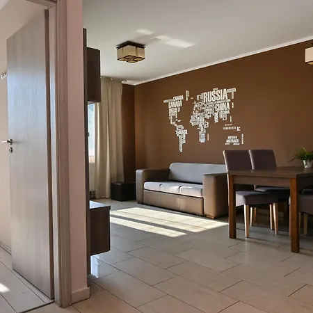 Zafir Apartman Sarvar Sarvar